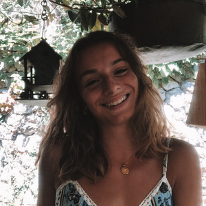 Julie - Prof d'anglais - Thil