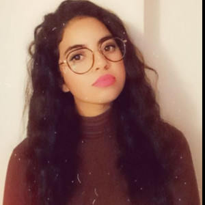 Soukaina - Prof d'économie - Gradignan
