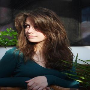 Juliane - Prof de français - Saint-Mandé