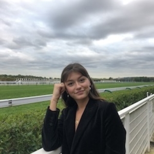 Margot - Prof d'économie - Palaiseau