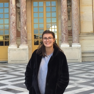 Manon - Prof de lecture - Paris