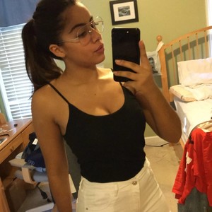 Sara - Prof de maths - Paris