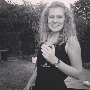 Julie - Prof de maths - Paris