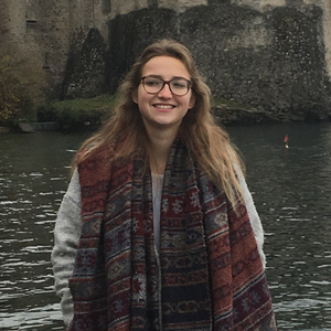 Léa - Prof d'aide aux devoirs - Fontenay-sous-Bois