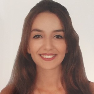 Kenza - Prof d'économie - Lyon