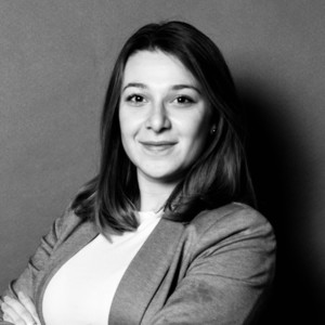 Cynthia - Prof de maths - Le Coudray-Montceaux