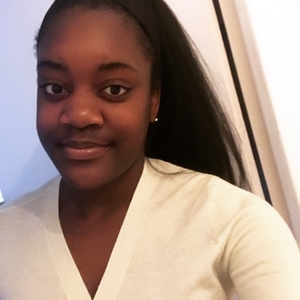 Larissa Maureen - Prof de maths - Amiens