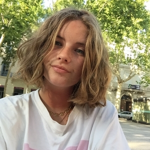 Julie - Prof d'aide aux devoirs - Chartrettes