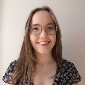 Valentine - Prof de préparation bac es - Nantes