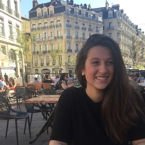 Aloïse - Prof d'aide aux devoirs - Lyon