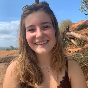 Chloé - Prof d'aide aux devoirs - Bonsecours
