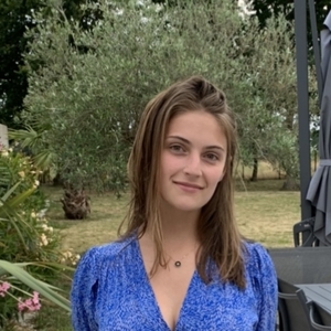 Emma - Prof d'économie - Paris