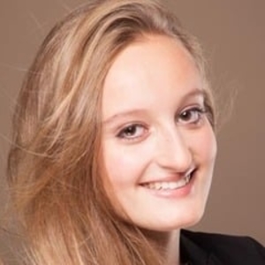 Léa - Prof de maths - L'Étang-la-Ville
