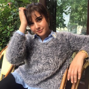 Lina Inès - Prof d'anglais - Yerres