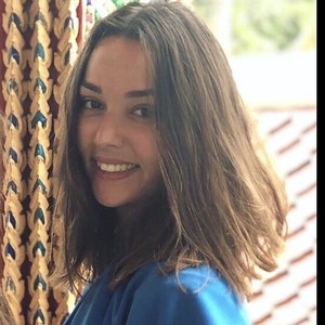 Astrid - Prof d'aide aux devoirs - Paris