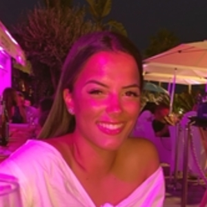 Romane - Prof d'aide aux devoirs - Nice