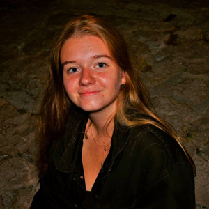 Léa - Prof d'aide aux devoirs - Antibes