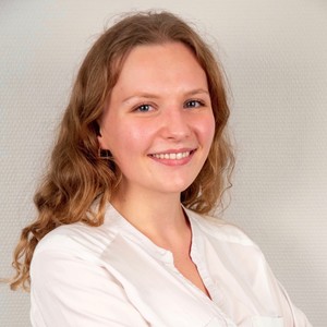 Lisa - Prof d'espagnol - Croix