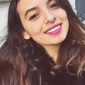 Yasmine - Prof de compréhension écrite - anglais - Paris