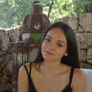 Carla - Prof d'anglais - Angers