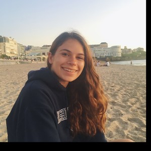 Julie - Prof de maths - Rennes