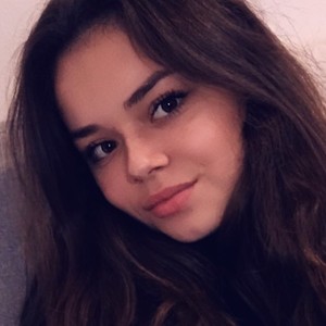 Lola - Prof d'aide aux devoirs - Saint-Jacques-de-la-Lande