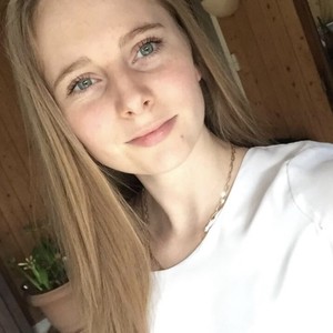 Joanna - Prof de physique - chimie - Drancy