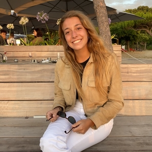 Chloé - Prof de physique - chimie - Lille