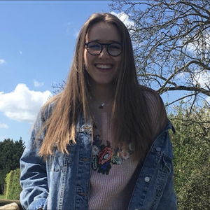 Selma - Prof de maths - Angers