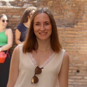 Julie - Prof de maths - Décines-Charpieu