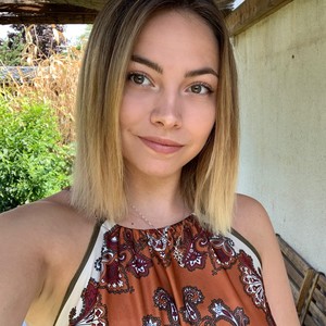 Sara - Prof de maths - Colombes