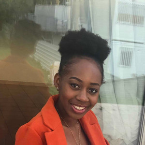 Ivana - Prof de maths - Villeurbanne