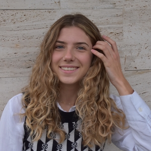 Léna - Prof de maths - Lyon