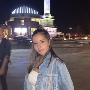 Elisa - Prof de maths - Paris