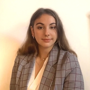 Charlotte - Prof de maths - Narbonne