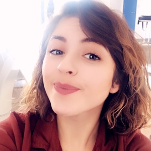 Yasmine - Prof de maths - Rennes