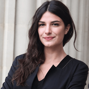 Mathilde - Prof de droit - Paris