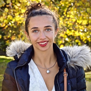 Melanie - Prof de dessin - Narrosse