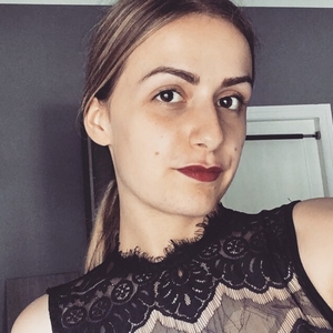 Tatiana - Prof de biologie - Valleroy