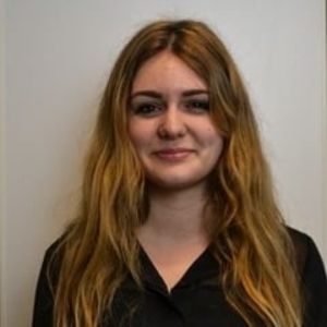 Margot - Prof de maths - Paris