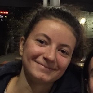 Roxane - Prof de maths - Voisins-le-Bretonneux
