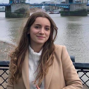 Laura - Prof d'aide aux devoirs - Cergy