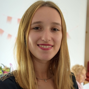 Christelle - Prof de maths - Cergy