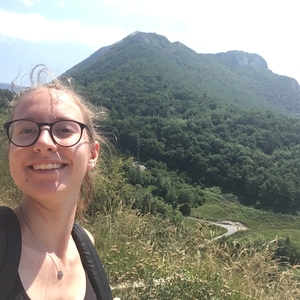 Louise - Prof de maths - Saint-Quentin
