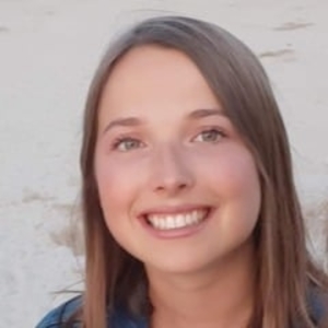 Amélie - Prof de maths - Brest