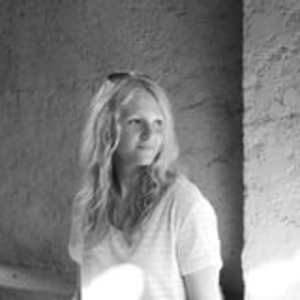 Charlotte - Prof de maths - Cachan