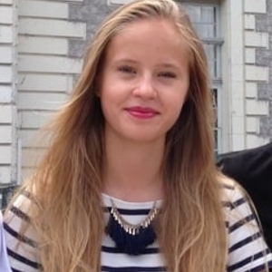 Maeva - Prof de maths - Paris