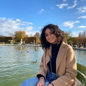 Jihane - Prof de maths - Mantes-la-Jolie