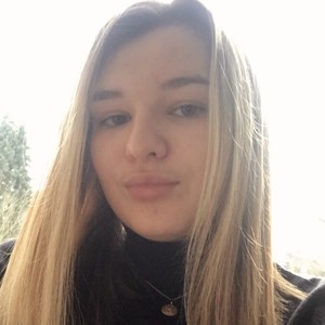 Romane - Prof de maths - Ourton