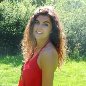 Chloé - Prof d'histoire - Lissieu